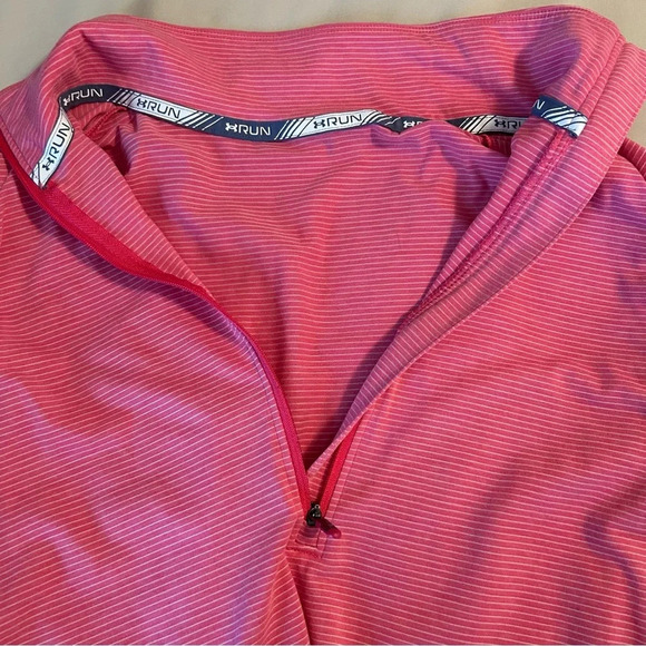Under Armour RUN Half Zip Lightweight Pullover Women S Pink White Stripe Workout - Picture 4 of 10